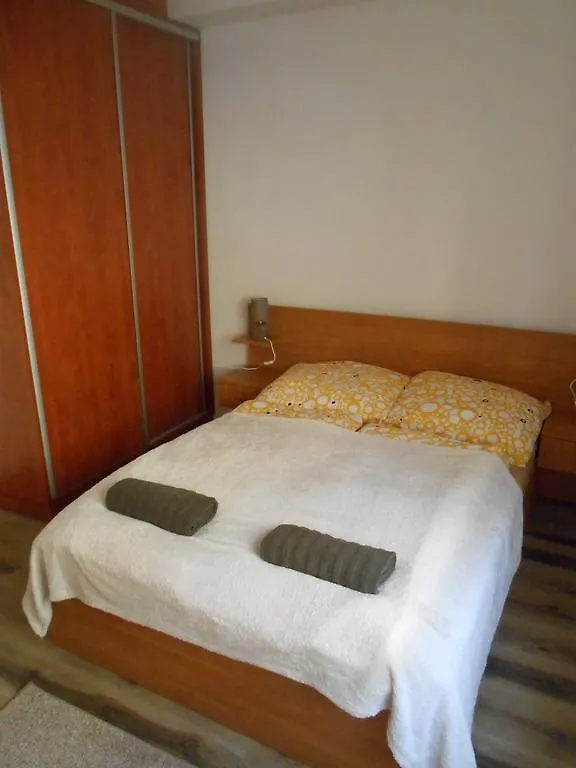 Diofa Vendeghaz Apartment Eger Hungary