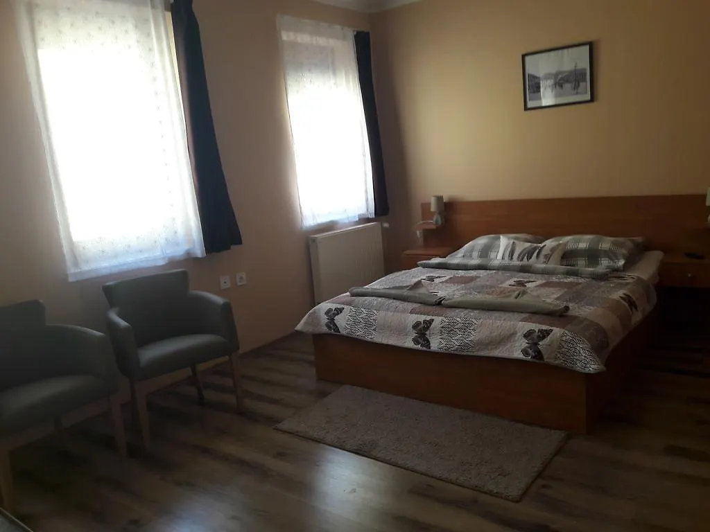 Diofa Vendeghaz Apartment Eger Hungary