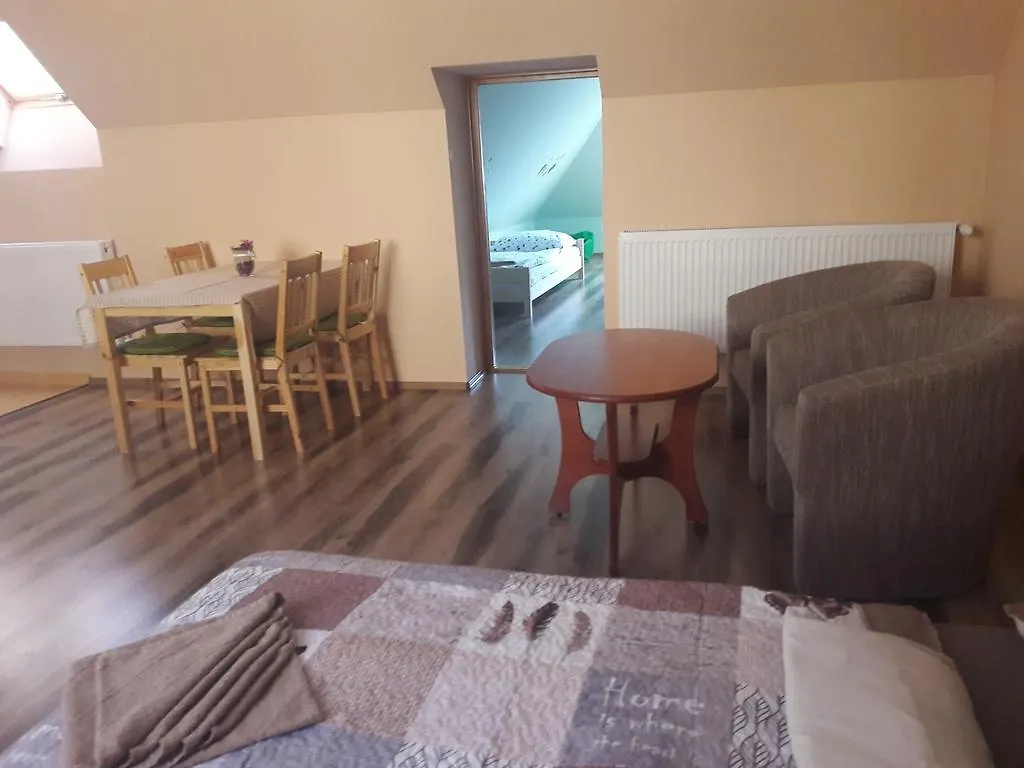 Diofa Vendeghaz Apartment Eger