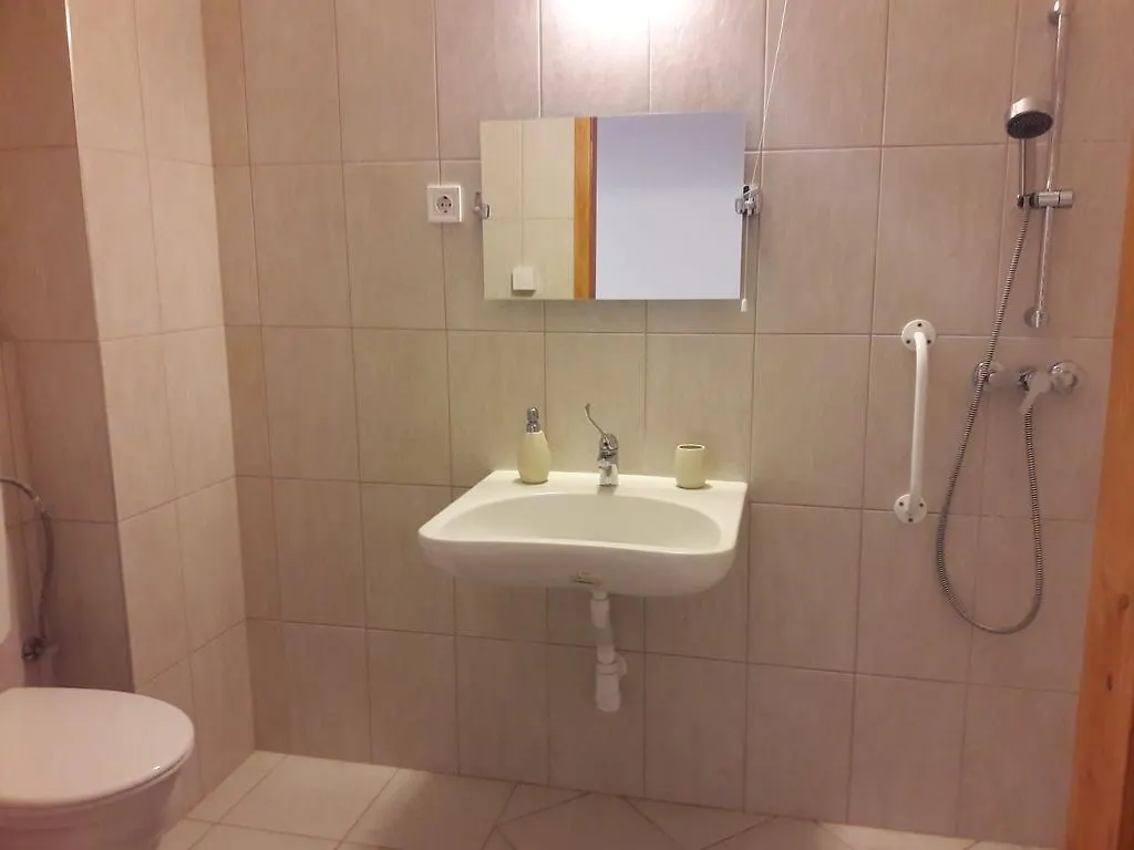 Diofa Vendeghaz Apartment Eger Hungary